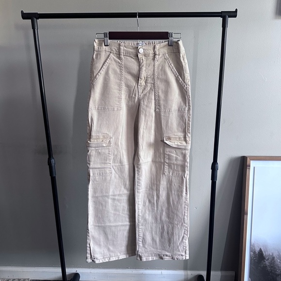 Forever 21 Pants - Forever21 Fitted Khaki Cargo Pants SZ S Stretchy Cargo Trouser